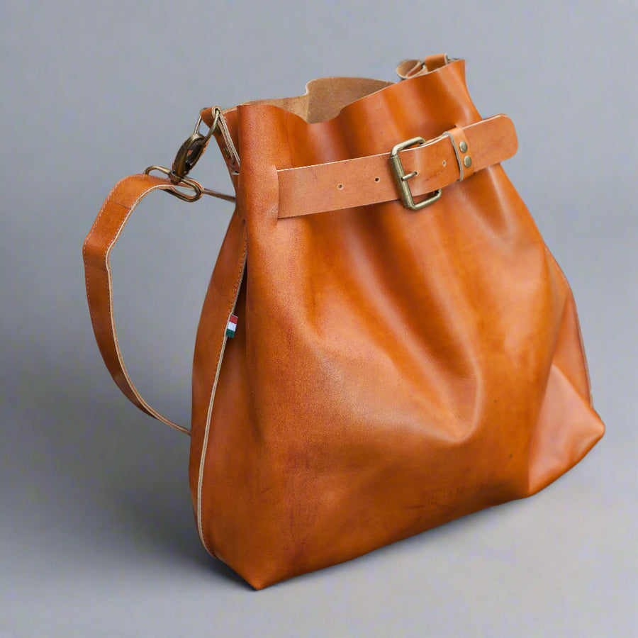 Cartera Carmella